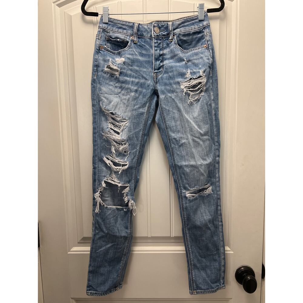 American Eagle Outfitters Women’s Tom Girl Distressed Denim Jeans‎ Size 00 Blue